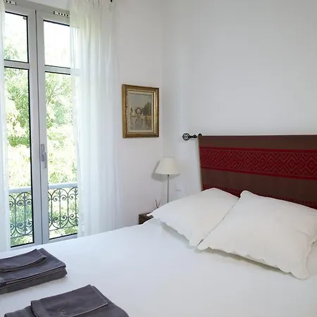 Bed and breakfast Rue Sade 2*