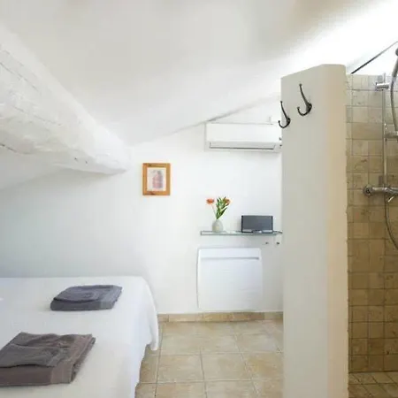 Nocleg ze śniadaniem Rue Sade Antibes