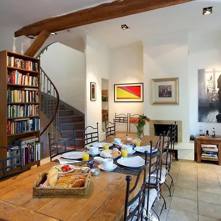 فندق مبيت وإفطار Rue Sade 2*