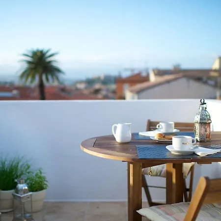 Rue Sade 2* أنتيب