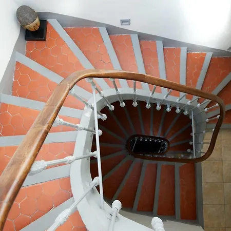 فندق مبيت وإفطار Rue Sade 2*