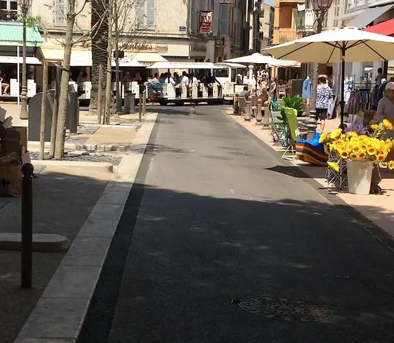Rue Sade Antibes