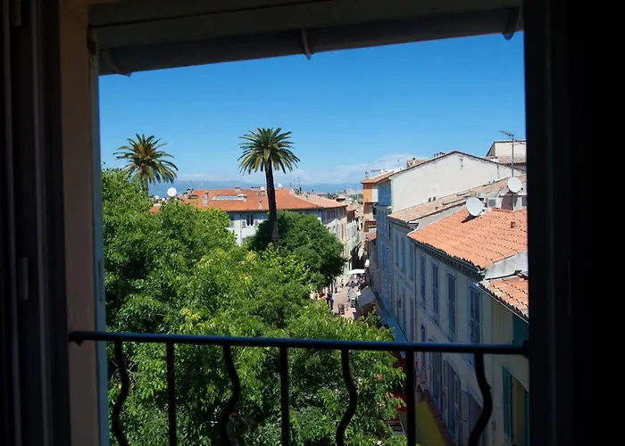 Bed and breakfast Rue Sade Antibes